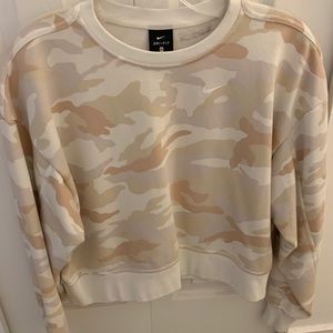 Nike camouflage cropped sweatshirt